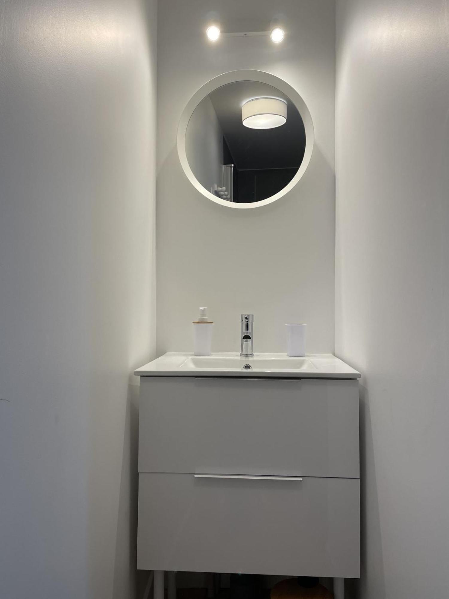 Proche Apartment *